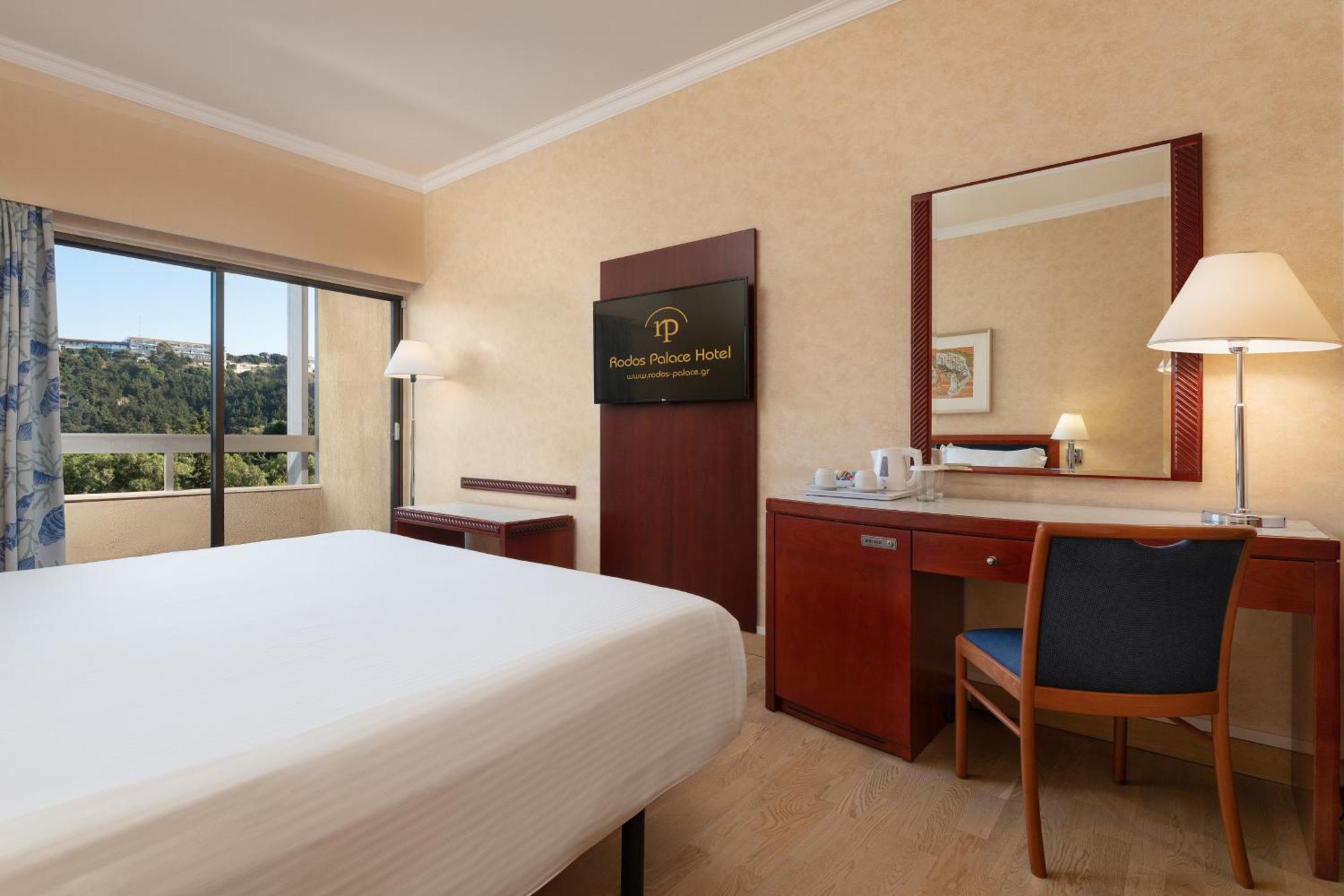 Rodos Palace Hotel Ixia  Exterior foto A room at the hotel